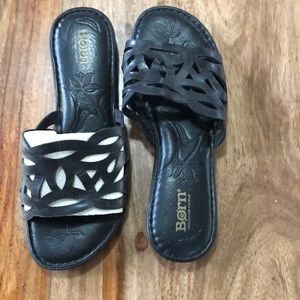 Born sandals size 7